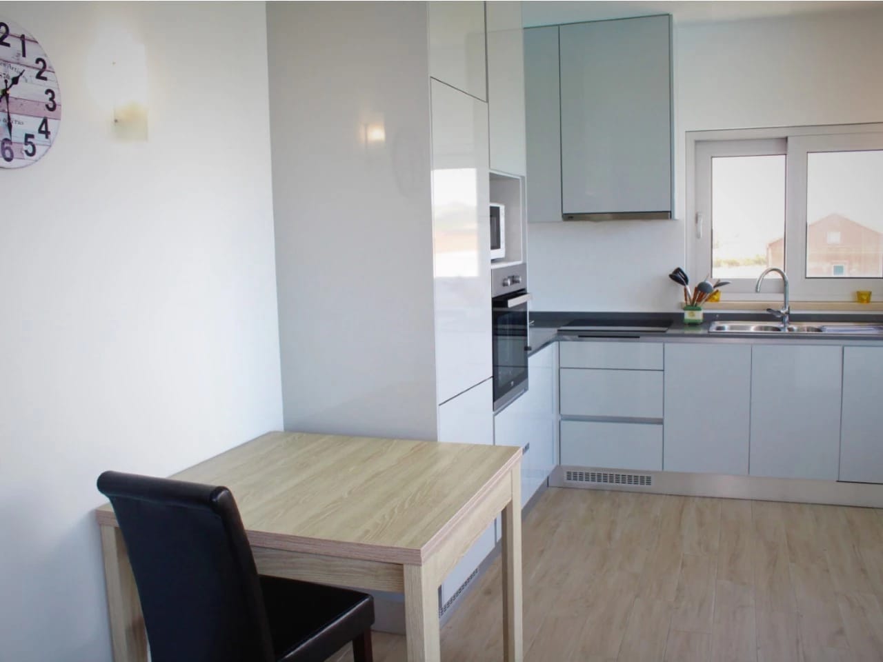 T2 kitchen view 3
